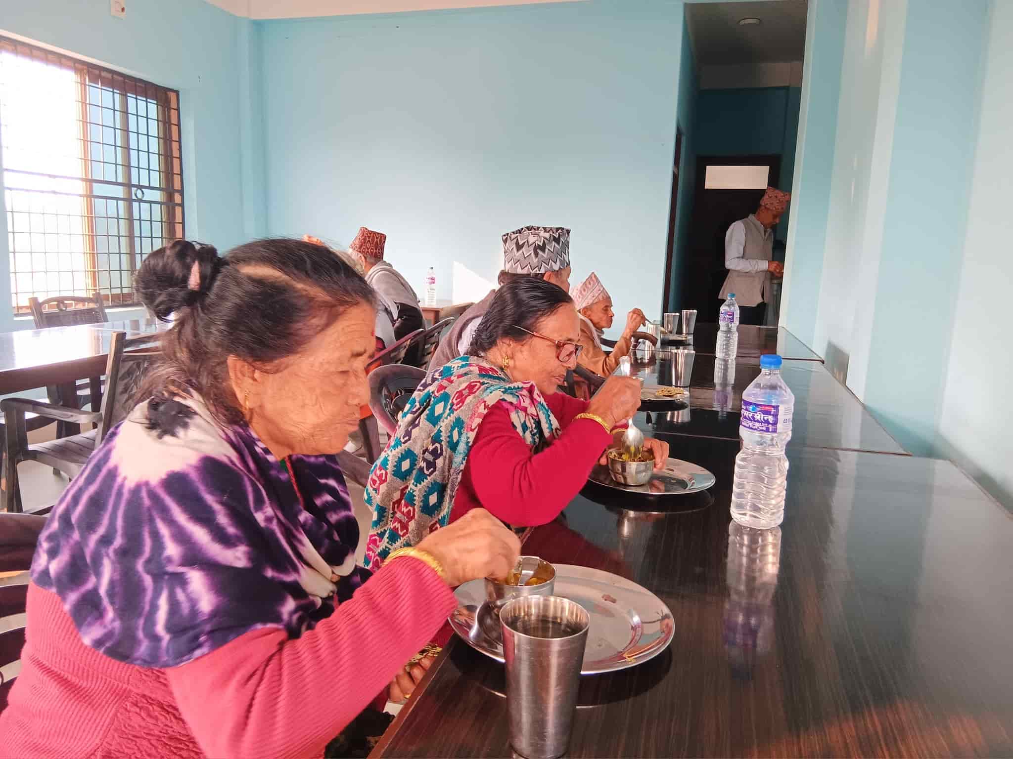 ज्येष्ठ नागरिक मिलन केन्द्र, रुपन्देही